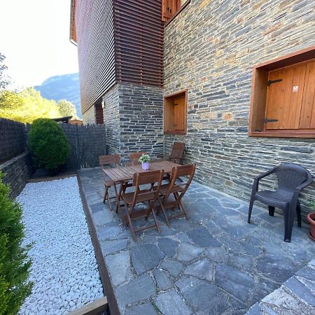 B49 - Bajo Con Jardin Peguera - Villmor Appartement Benasque Buitenkant foto
